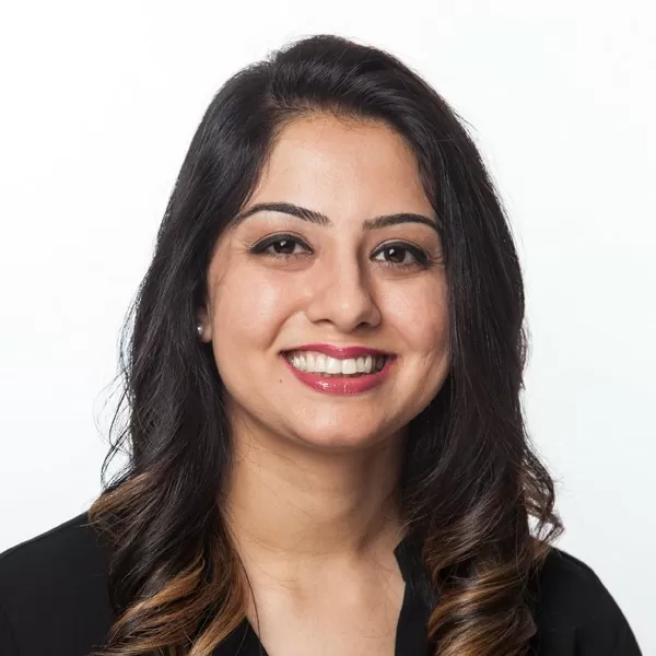 Bio image of Hina Hemani